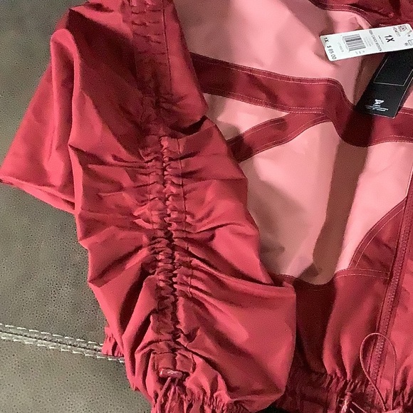 Cardi B cropped jacket. - Picture 2 of 7